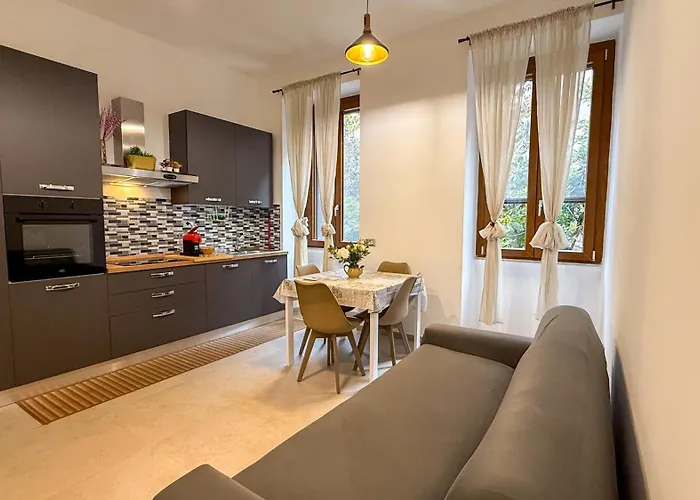Ampio Moderno A Due Passi Da Trastevere Apartamento